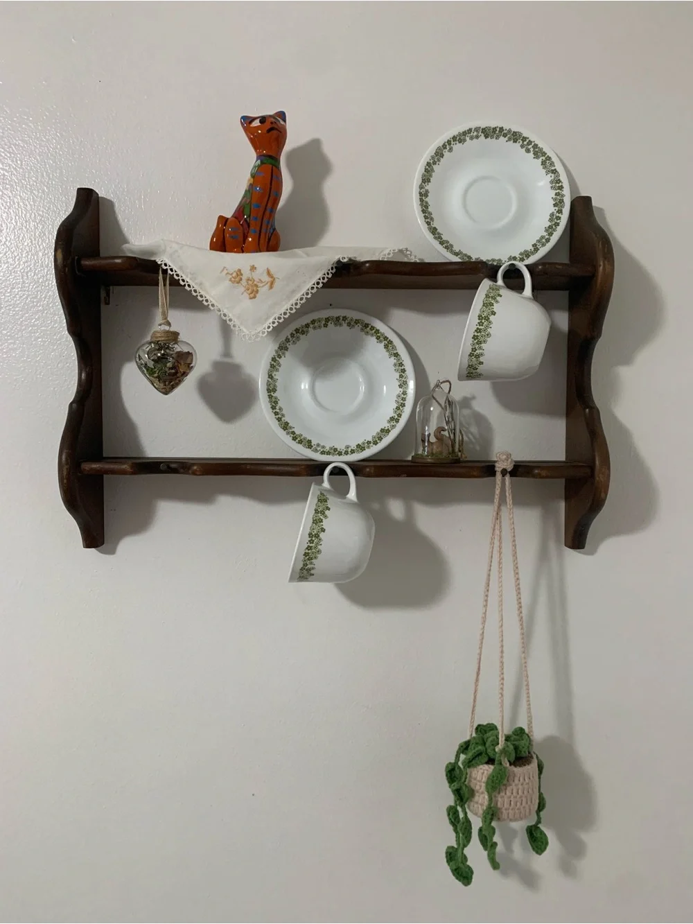 Vintage Wooden Teacup & Saucer Wall Display Shelf MCM Country Cottagecore Retro